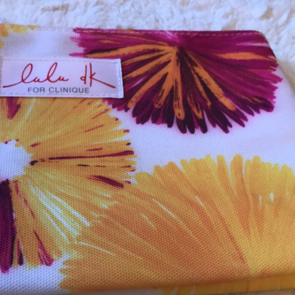 Lulu DK for Clinique Makeup Bag - Picture 2 of 4